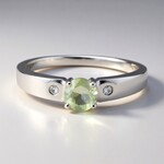 Anello in argento con Prehnite