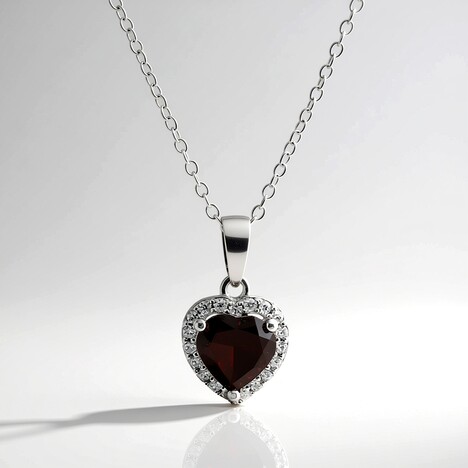 Collana in argento con Granato