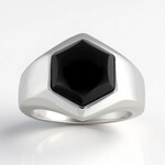 Zilveren ring met een zwarte onyx