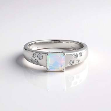 Bague en argent et Opale Welo