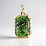 Ciondolo in oro con Peridoto con Ludwigite (de Melo)