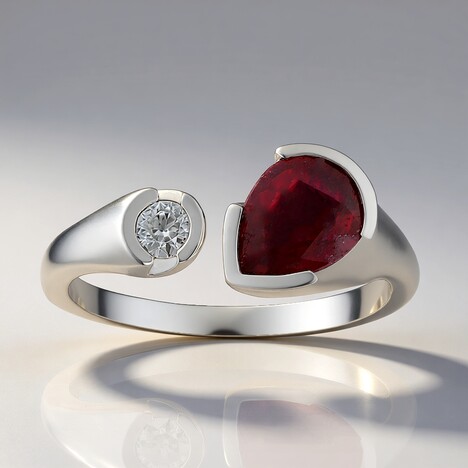 Anello in argento con Rubino Bemainty