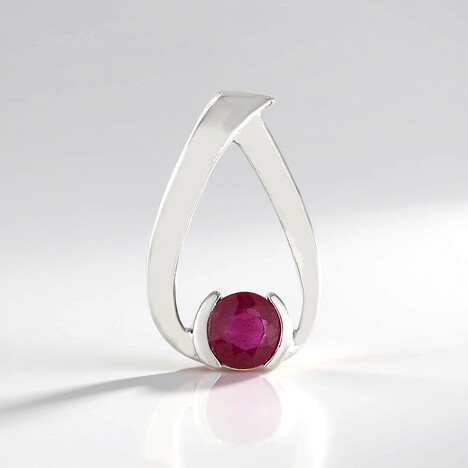 Ciondolo in argento con Rubino Bemainty