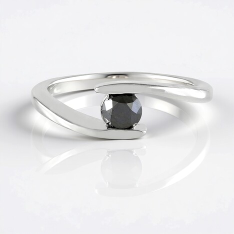 Anello in argento con Diamante Nero