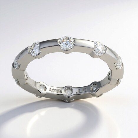 Anello in argento con Zircone
