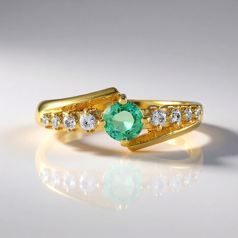 Anello in argento con Smeraldo Russo (Adela Silber)