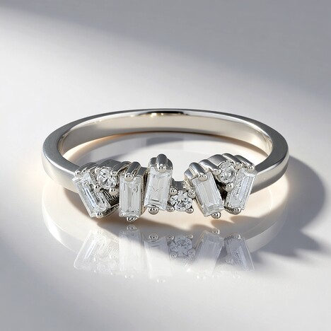Anello in argento con Zircone