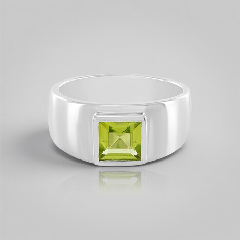 Anello in argento con Peridoto Arizona