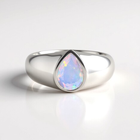 Anello in argento con Opale di Welo