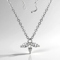 Collana in argento con Zircone