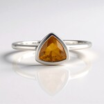 Anello in argento con Scapolite