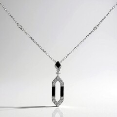 Collana in oro con Onice Nero