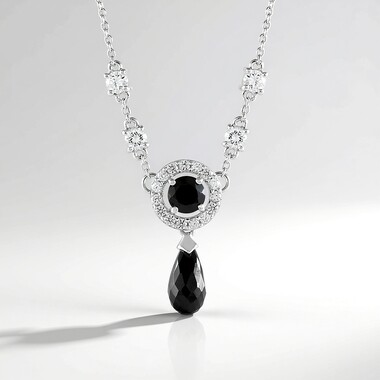 Collana in argento con Spinello Nero
