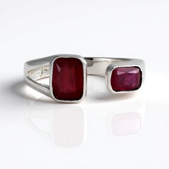 Anello in argento con Rubino del Madagascar