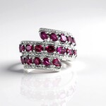 Anello in argento con Rodolite