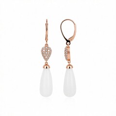 Gouden oorbellen met witte maanstenen