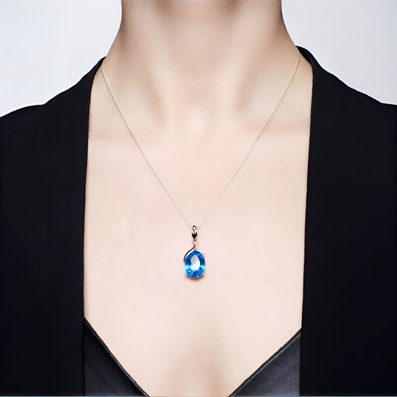 Swiss Blue Topaz Silver Pendant (Pallanova)