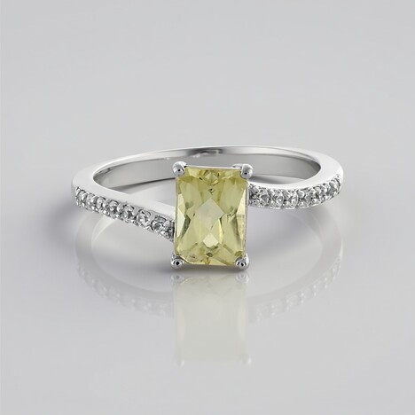 Anello in argento con Kunzite Canarino