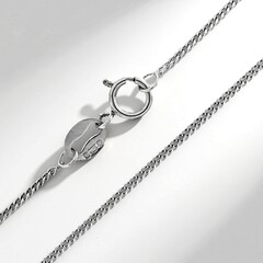 Collana in platino