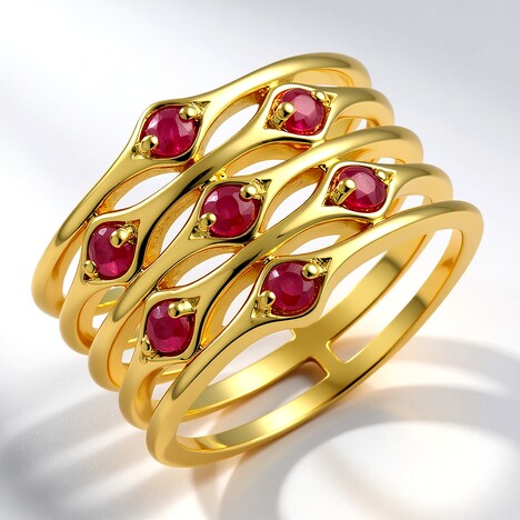 Anello in argento con Rubino