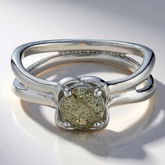 Anello in argento con Spectrolite