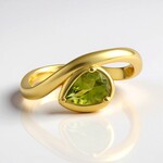 Anello in argento con Vesuvianite