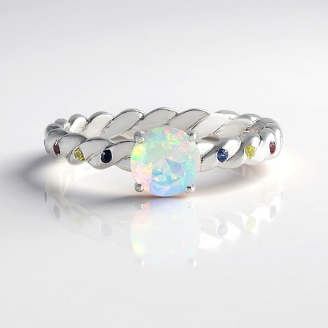 Anello in argento con Opale di Welo