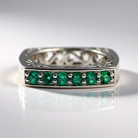 Anello in argento con Smeraldo Zambia (Dallas Prince Designs)