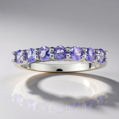 Anillo en plata con Tanzanita