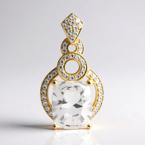 Ciondolo in oro con Danburite