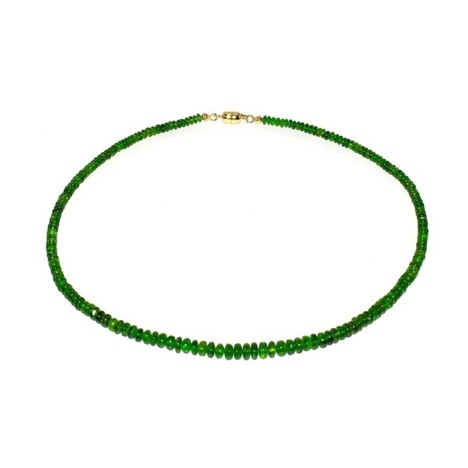 Collar en oro con Diópsido de Rusia