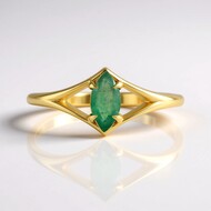 Anillo en plata con Esmeralda de Colombia