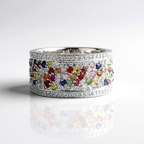 Anello in argento con Zaffiro Fancy