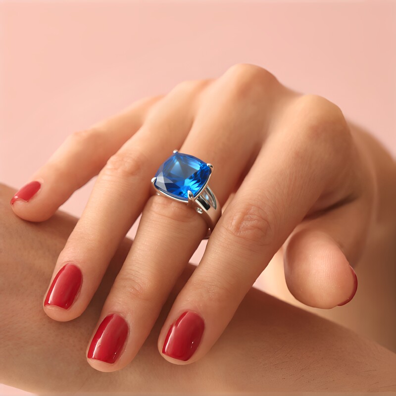Anillo en plata con Topacio de Marambaia (de Melo Essence)