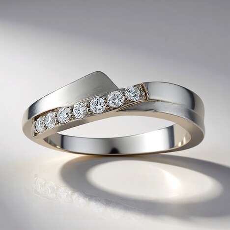 Anello in argento con Zircone