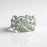 Anello in argento con Tsavorite della Tanzania (de Melo Essence)