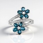 Anello in argento con Cianite Blu Foglia di Tè
