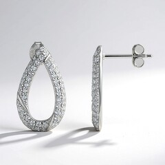 Orecchini in argento con Zircone (Adela Silber)
