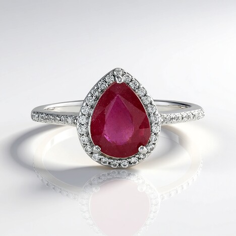 Anello in argento con Rubino Bemainty