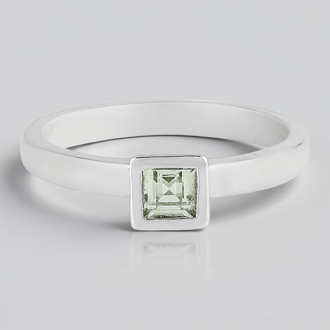Anello in argento con Ametista Verde