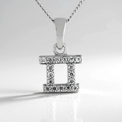Collana in argento con Zircone