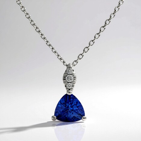 Collana in oro con Tanzanite AAA