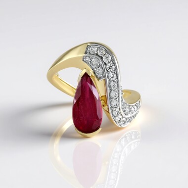 9K Madagascar Ruby Gold Ring (de Melo Gold)