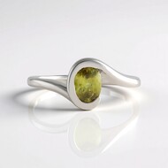 Bague en argent et Sphène