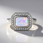 Anello in argento con Opale di Welo