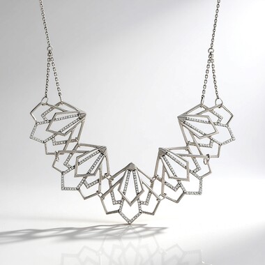 Collar en plata con Zircón