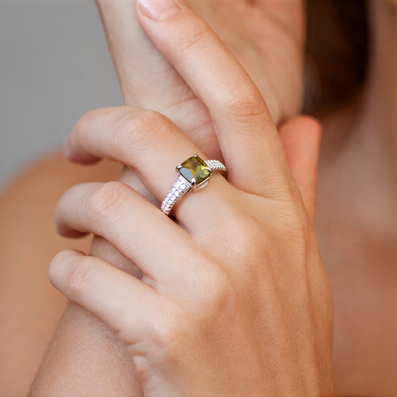 Anello in argento con Tanzanite Gialla (non riscaldata)