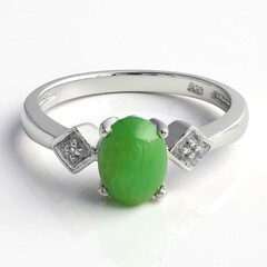 Anello in argento con Crisoprasio Imperiale