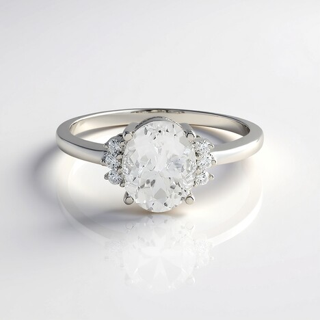 Anello in argento con Topazio Bianco