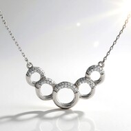 Collana in argento con Zircone